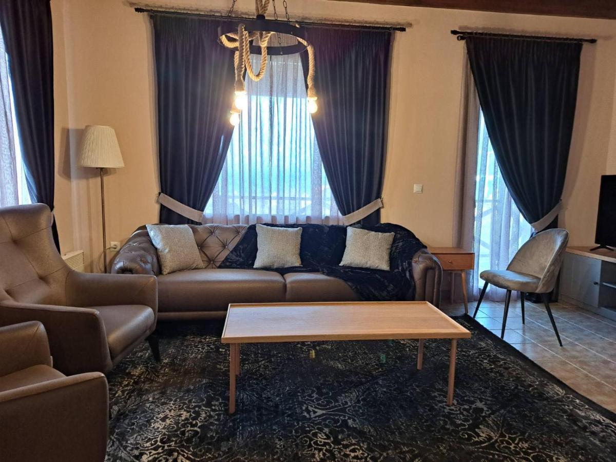 Tagli Resort & Villas Arachova Bagian luar foto
